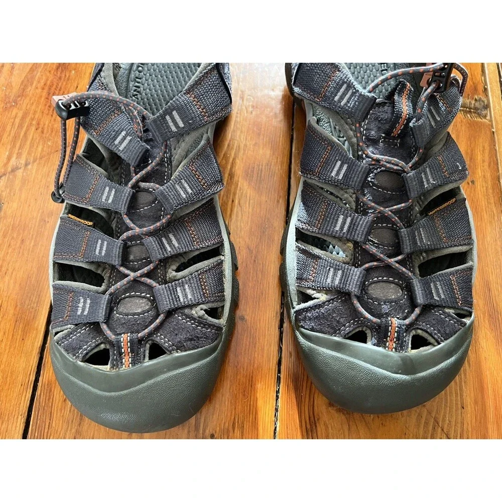 Keen Newport H2 Athletic Sports Sandals Mens Sz 11 Waterproof Closed Toe